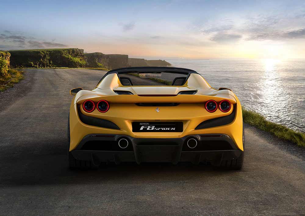 Ferrari F8 Spider 2